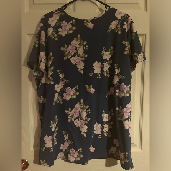 Plus size Stella Tweed shirt, top, blue floral, blessed, size 2X - Picture 2 of 8